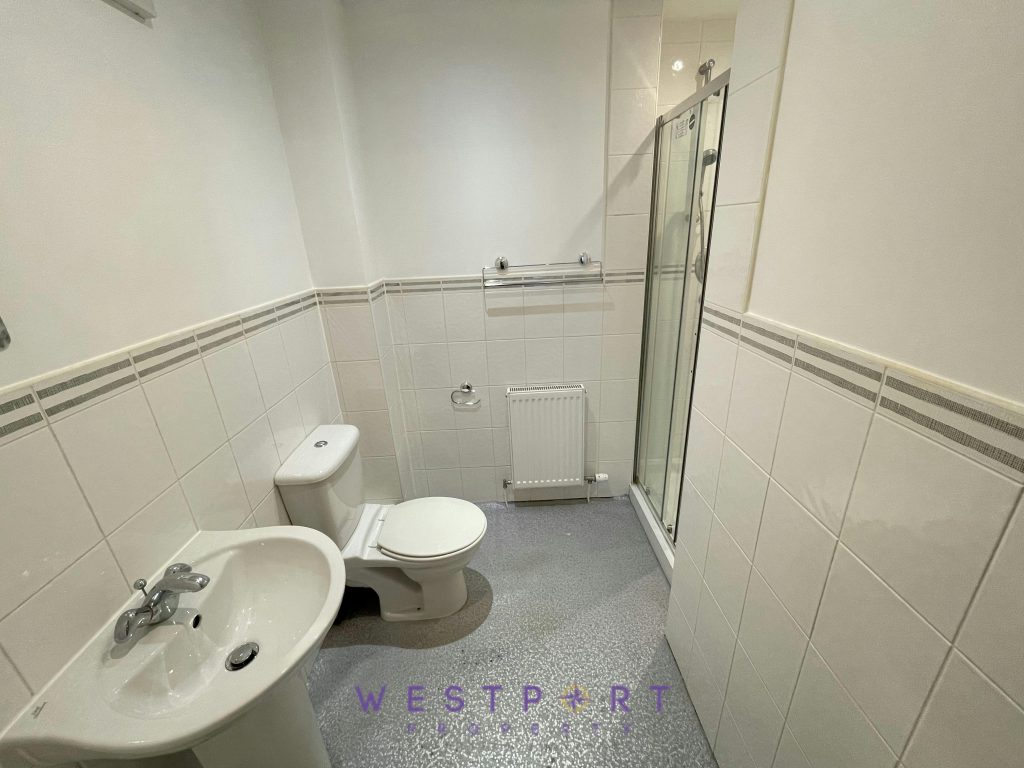 student accomodation bathrooms
